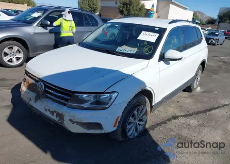 2018 Volkswagen Tiguan 2.0T Se/2.0T Sel z USA, uszkodzony, nr VIN 3VV3B7AX2JM091655